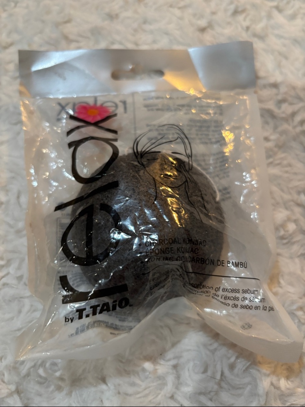 adidas White and Black Relax Spa Konjac Facial Sponge Packaging